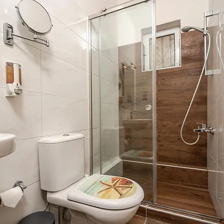 Apartment Stathis Beachfront Luxury